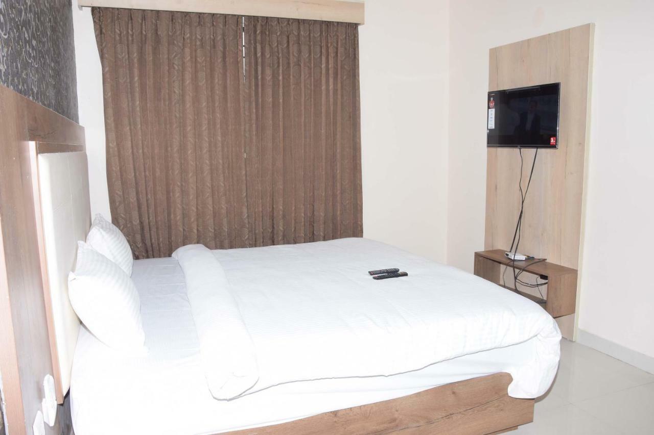 Salem Regency - A Business Stay Екстериор снимка