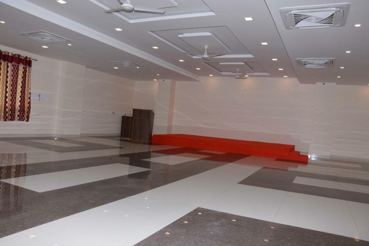 Salem Regency - A Business Stay Екстериор снимка