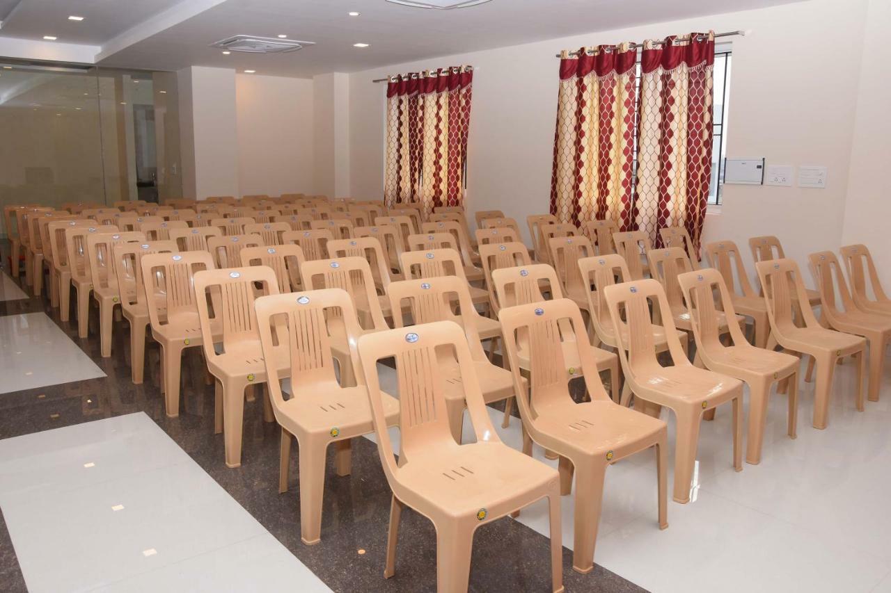 Salem Regency - A Business Stay Екстериор снимка